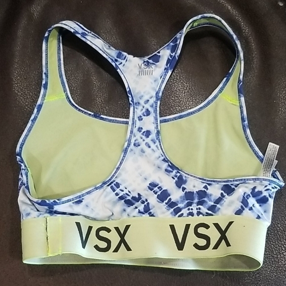 Victoria's Secret Sports Bra Size Small - Picture 2 of 3